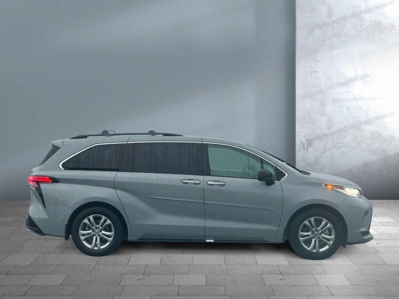 2023 Toyota Sienna