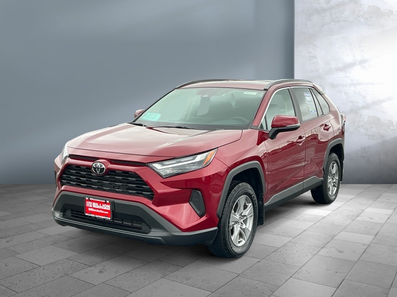 Used 2025 Toyota RAV4 XLE Crossovers