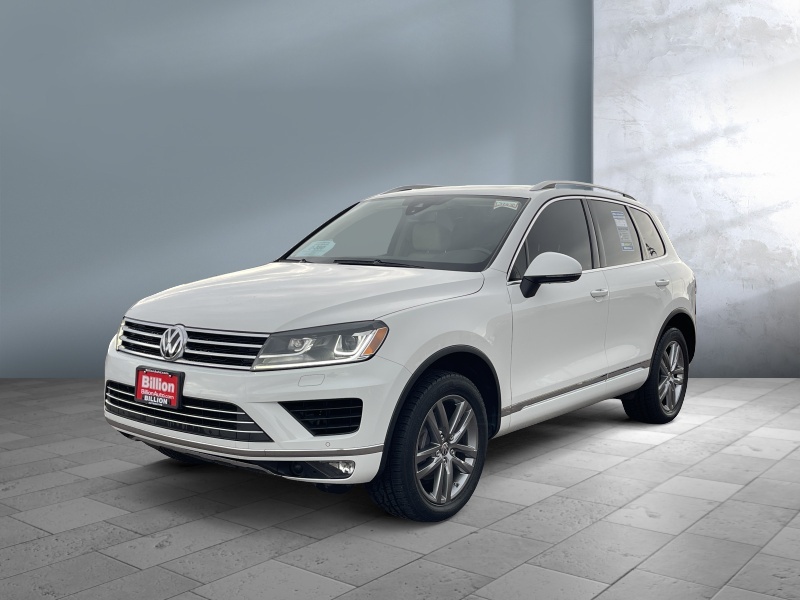 Used 2016 Volkswagen Touareg Lux SUV