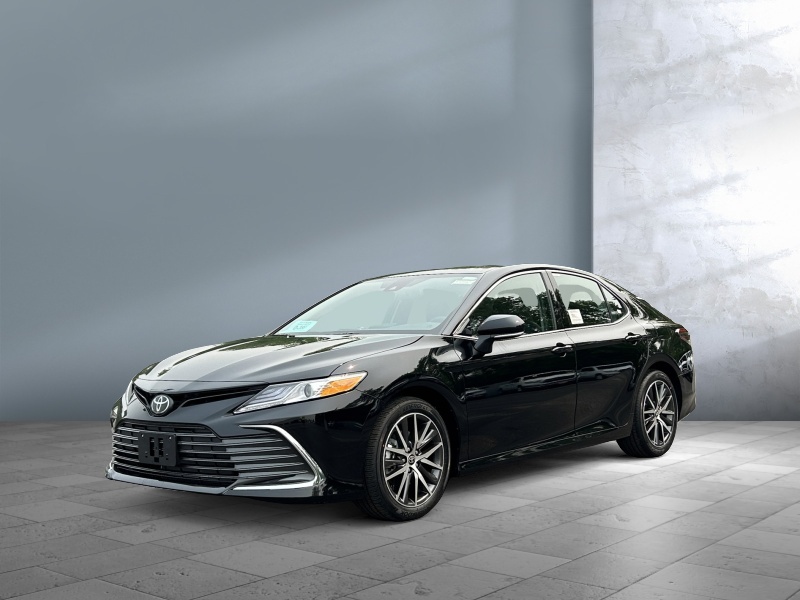New 2023 Toyota Camry XLE Car
