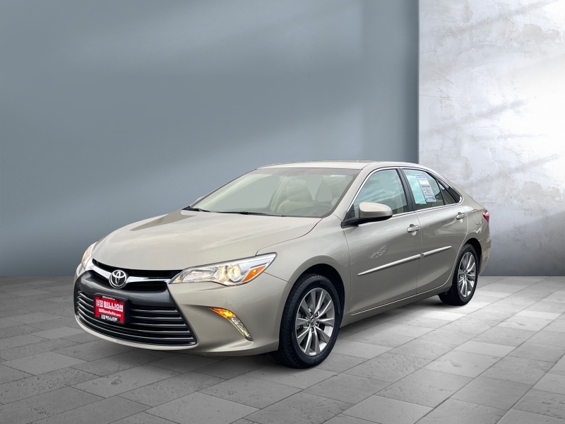 Used 2017 Toyota Camry XLE Car