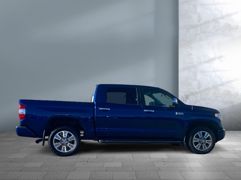 2015 Toyota Tundra 4WD Truck