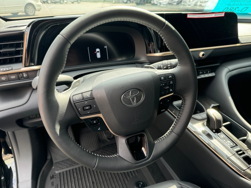 2025 Toyota Crown Signia