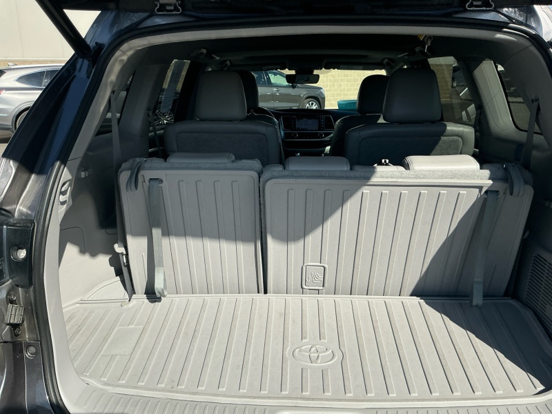 2017 Toyota Highlander