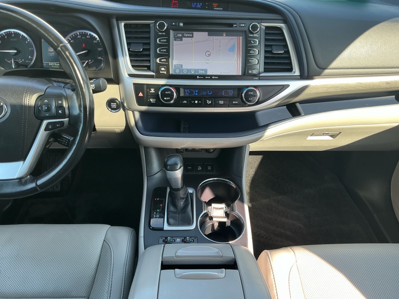 2017 Toyota Highlander