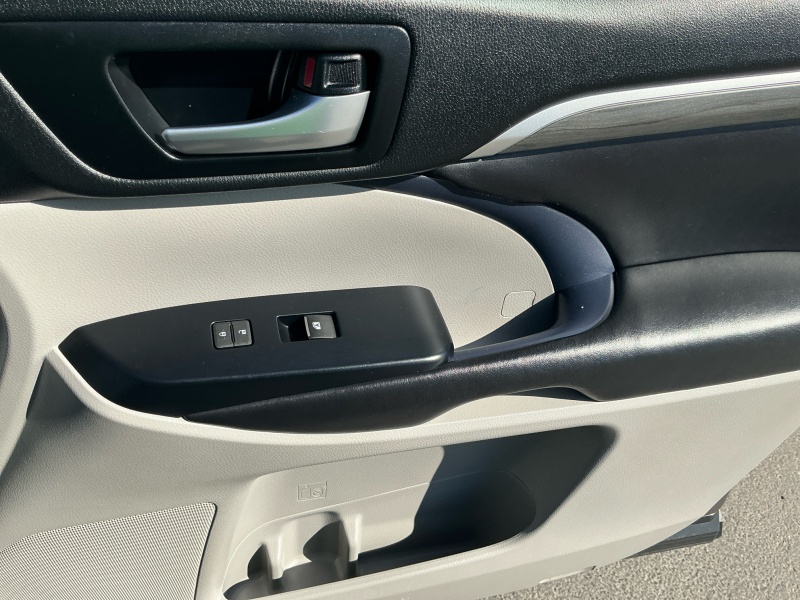 2017 Toyota Highlander