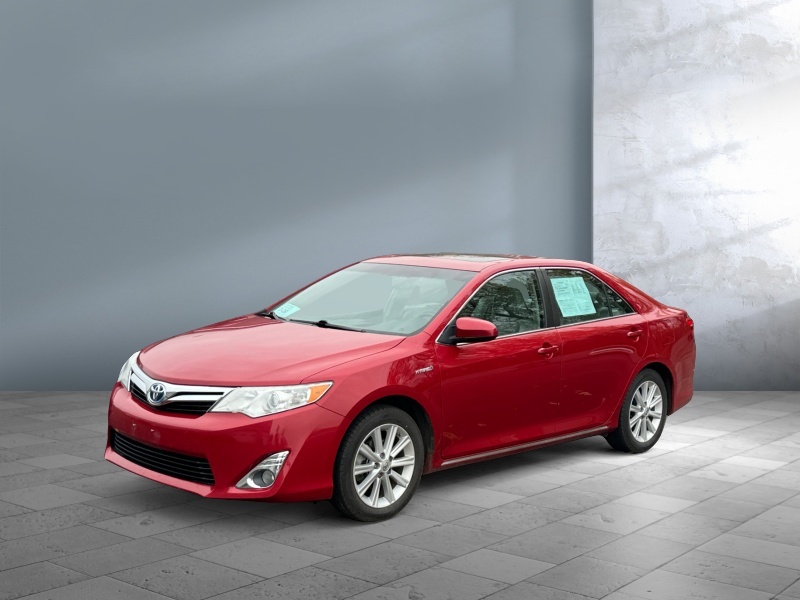 Used 2014 Toyota Camry Hybrid XLE Car