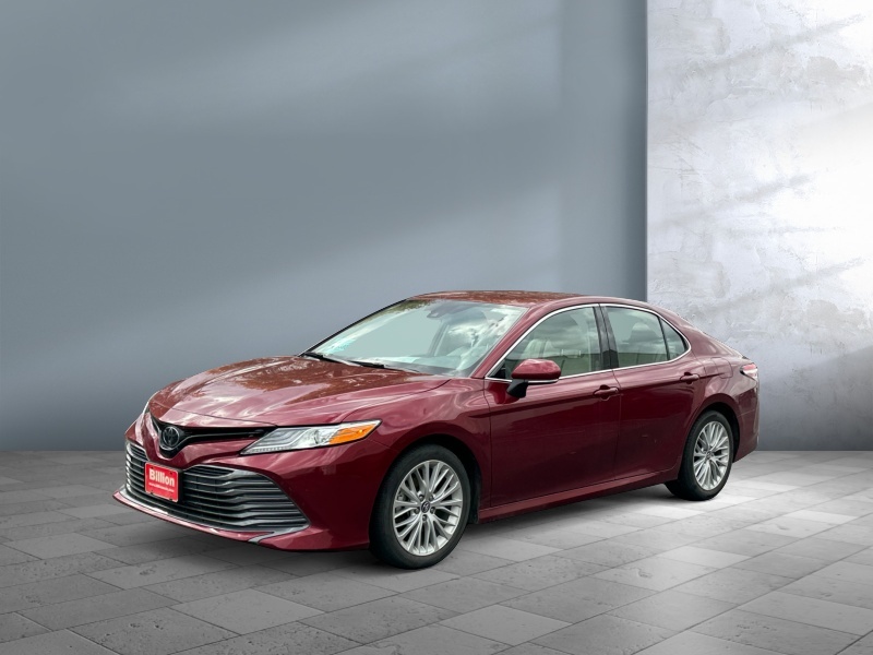 Used 2019 Toyota Camry XLE Car