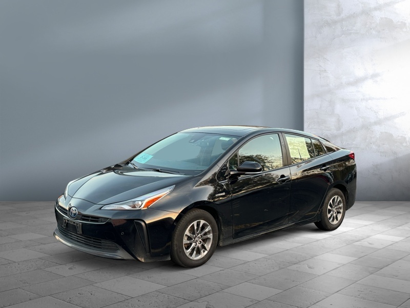 Used 2019 Toyota Prius XLE Car