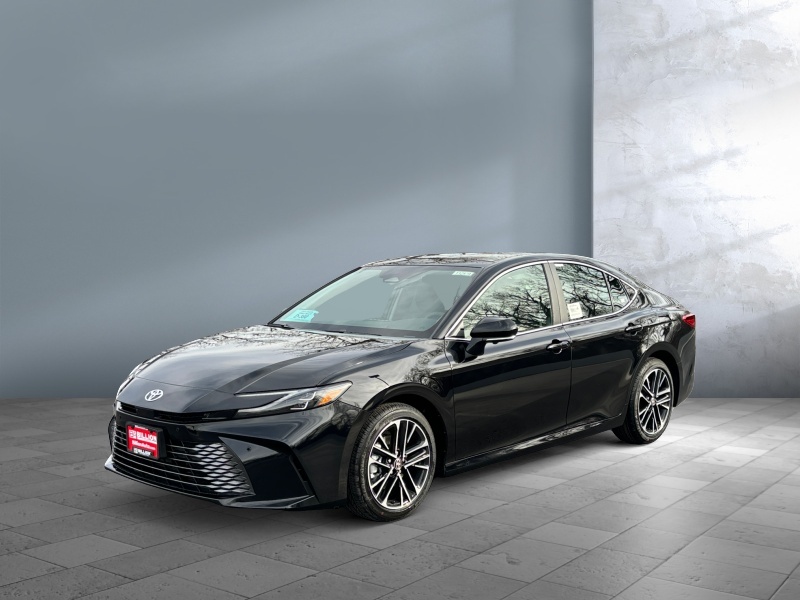 New 2025 Toyota Camry XLE Car