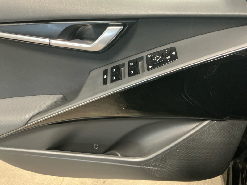 2023 Kia Niro
