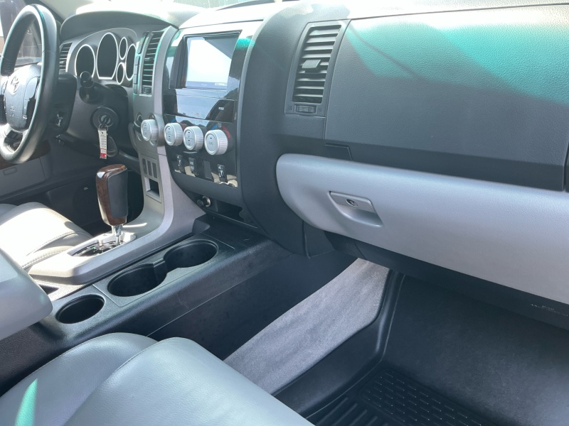 2010 Toyota Tundra 4WD Truck