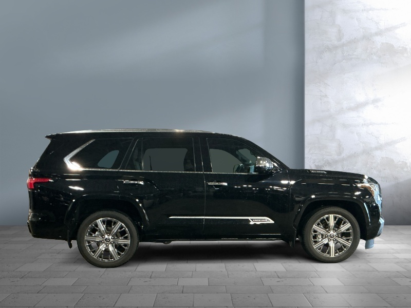 2024 Toyota Sequoia
