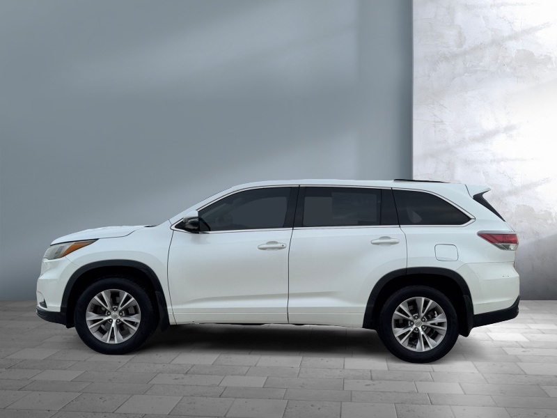 Used 2015 Toyota Highlander LE Plus SUVs