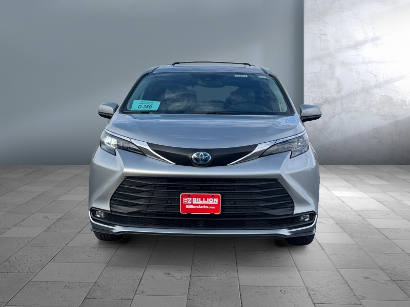 2025 Toyota Sienna