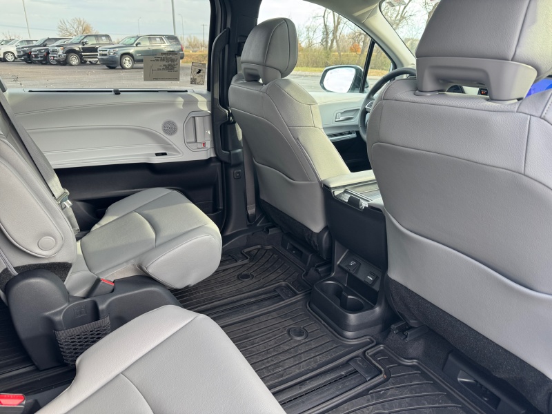 2025 Toyota Sienna