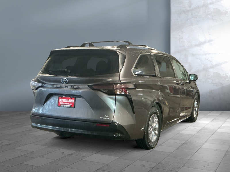 2023 Toyota Sienna
