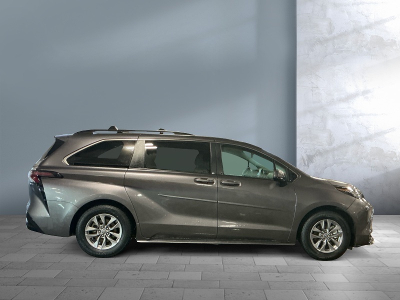 2023 Toyota Sienna
