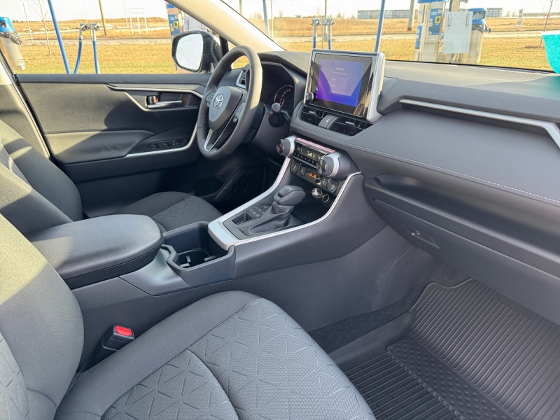 2025 Toyota RAV4