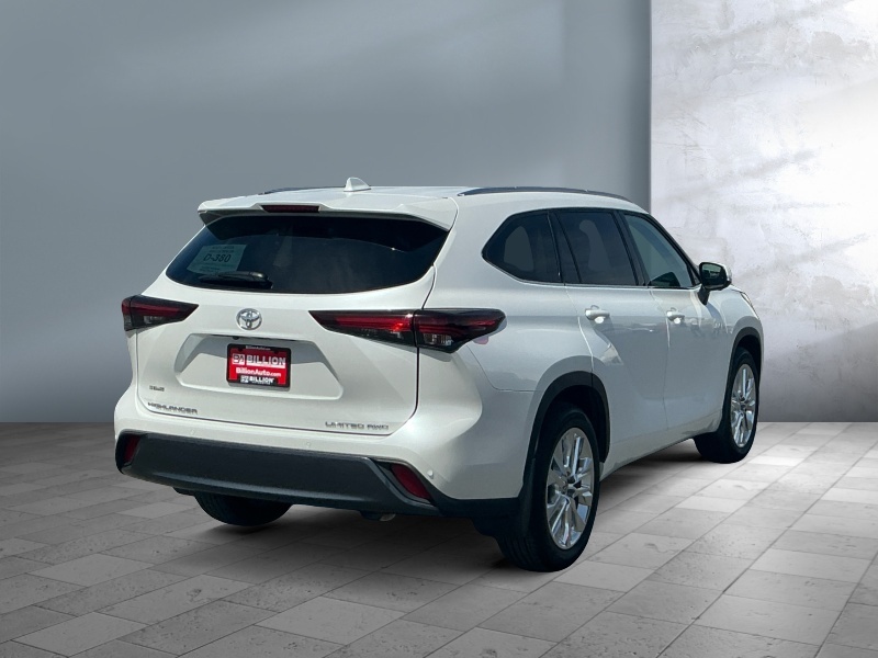 2024 Toyota Highlander