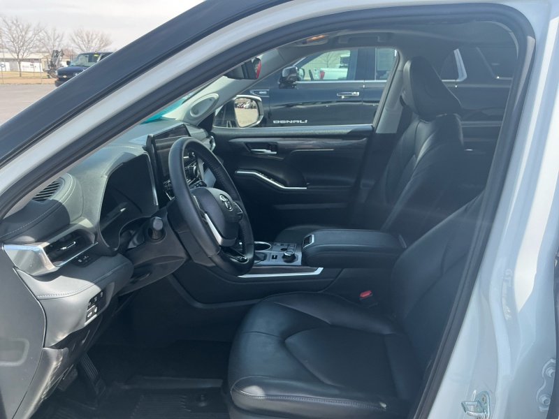 2024 Toyota Highlander