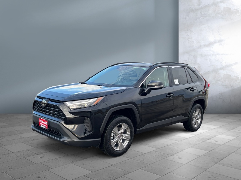 New 2025 Toyota RAV4 XLE Crossovers