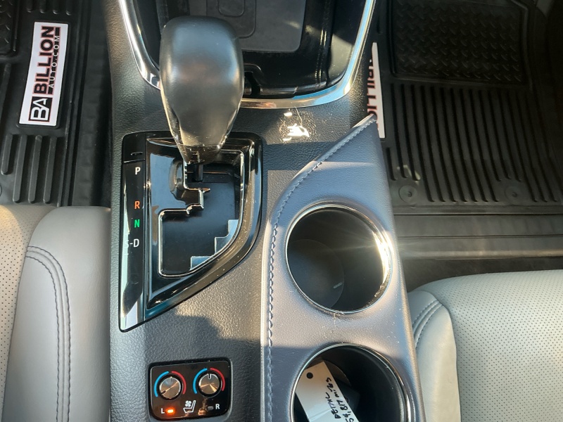 2015 Toyota Avalon Hybrid