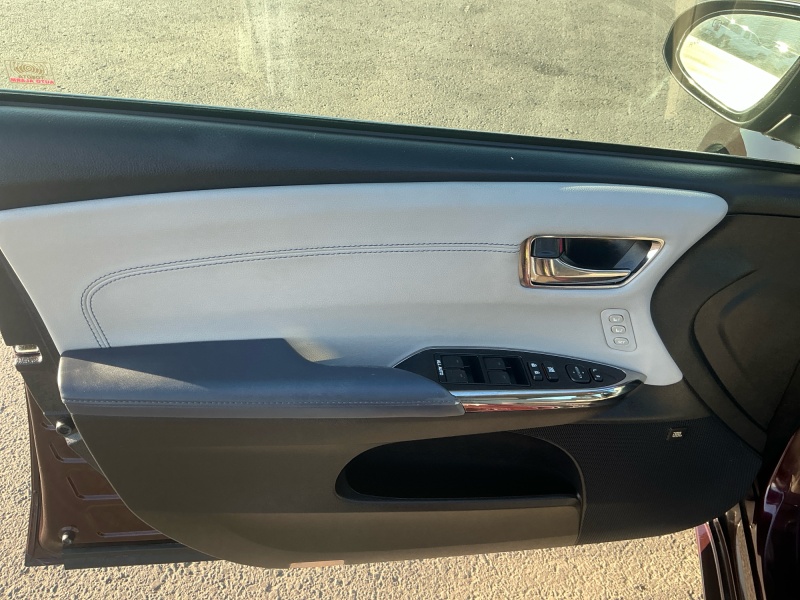 2015 Toyota Avalon Hybrid