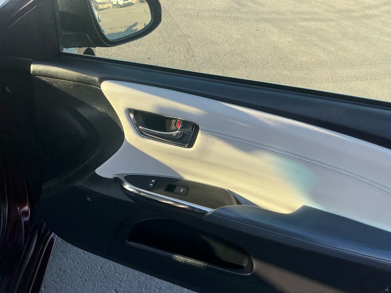 2015 Toyota Avalon Hybrid