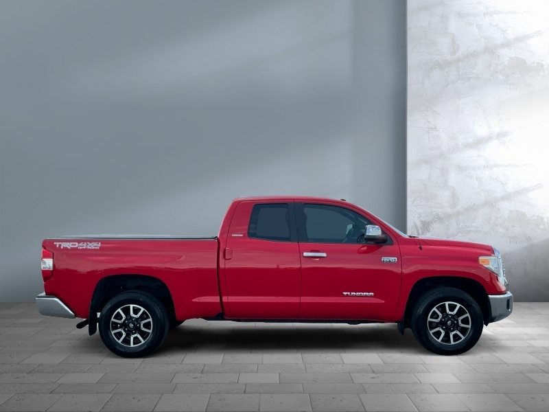 2014 Toyota Tundra 4WD Truck
