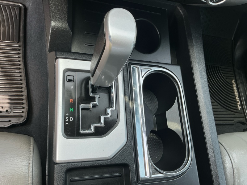 2014 Toyota Tundra 4WD Truck