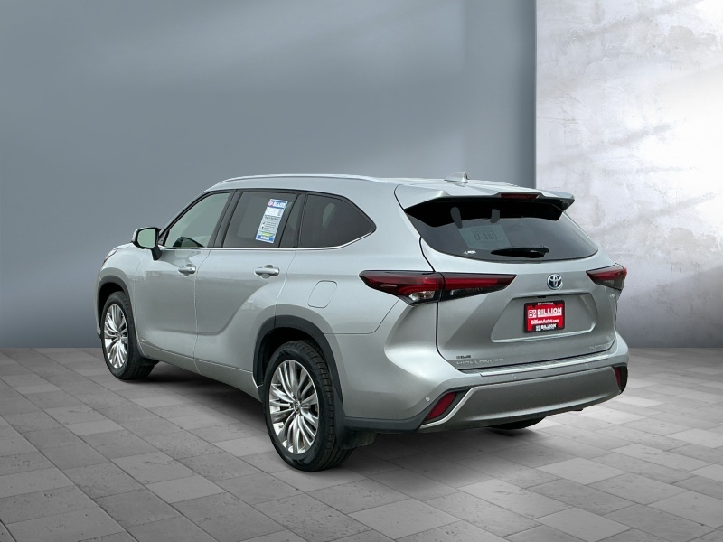 2024 Toyota Highlander