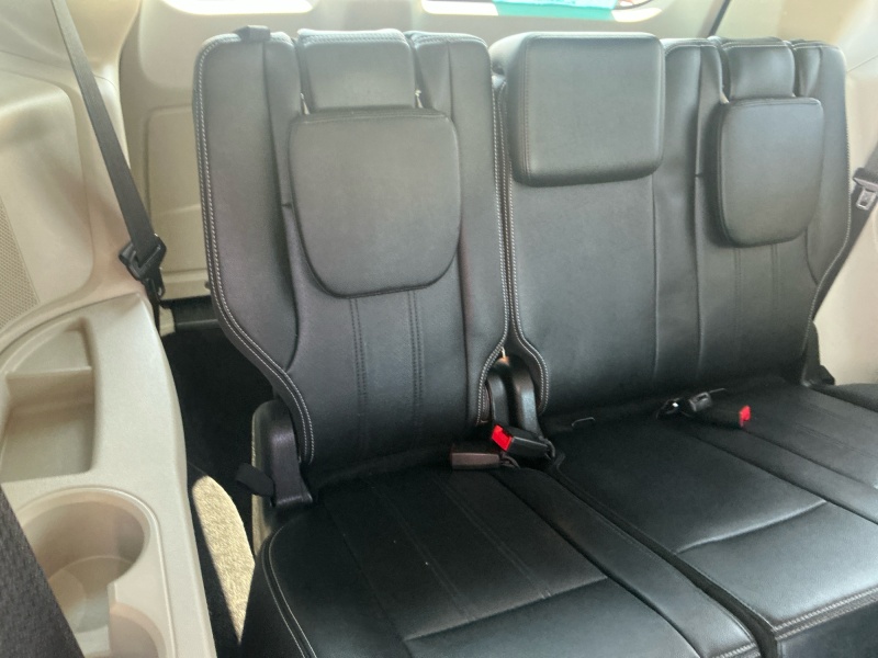 2016 Chrysler Town and Country