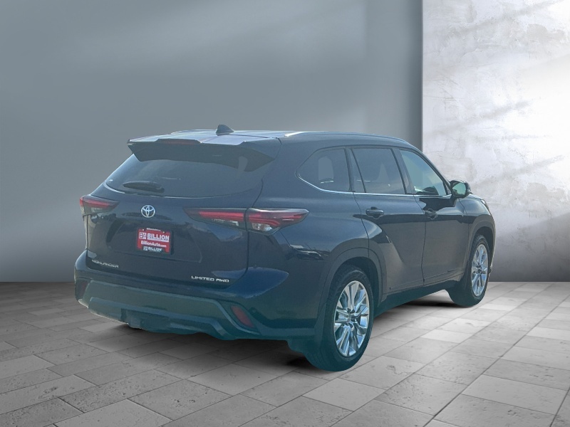 2024 Toyota Highlander