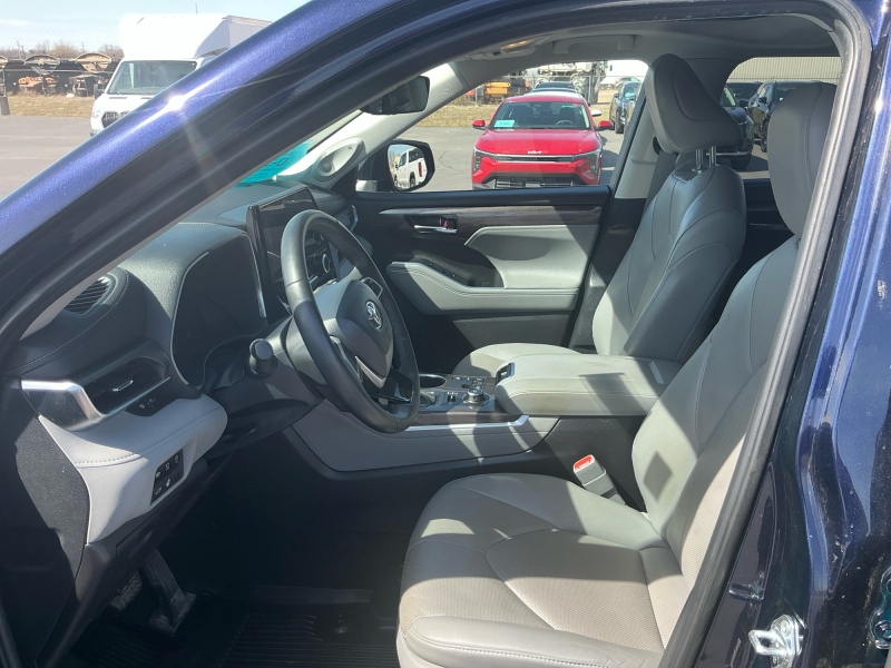 2024 Toyota Highlander