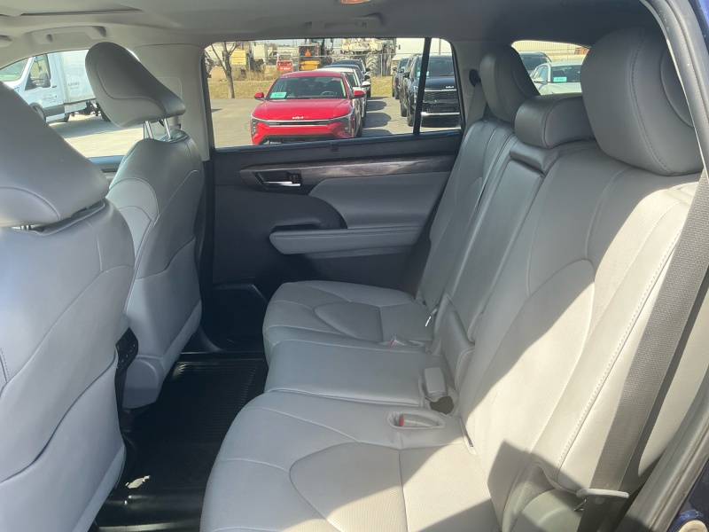 2024 Toyota Highlander