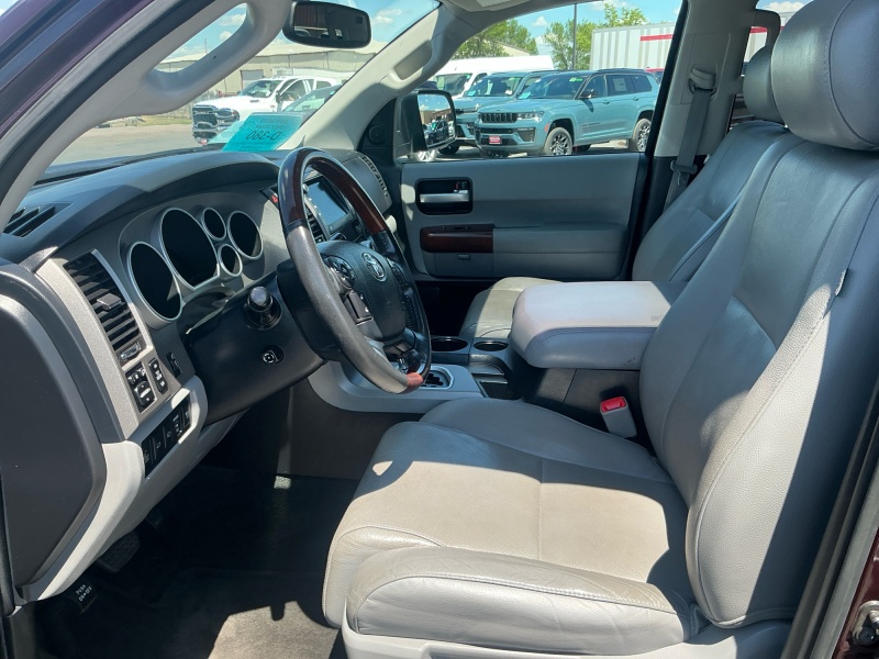 2013 Toyota Sequoia