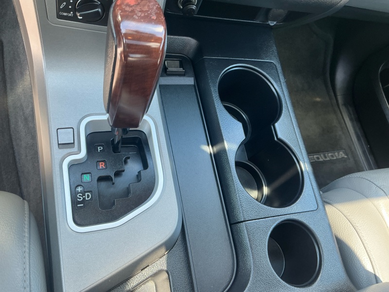 2013 Toyota Sequoia