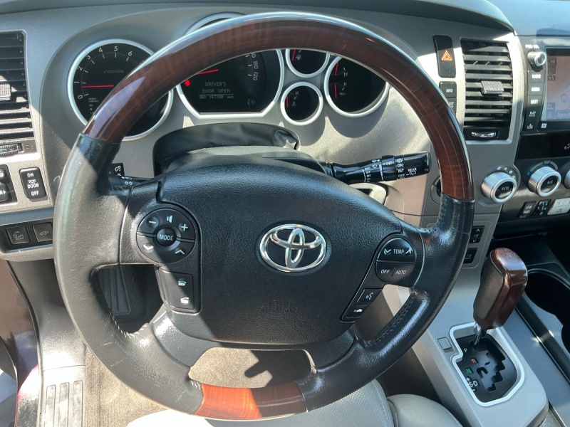 2013 Toyota Sequoia