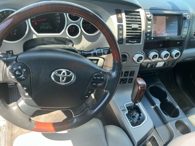 2013 Toyota Sequoia