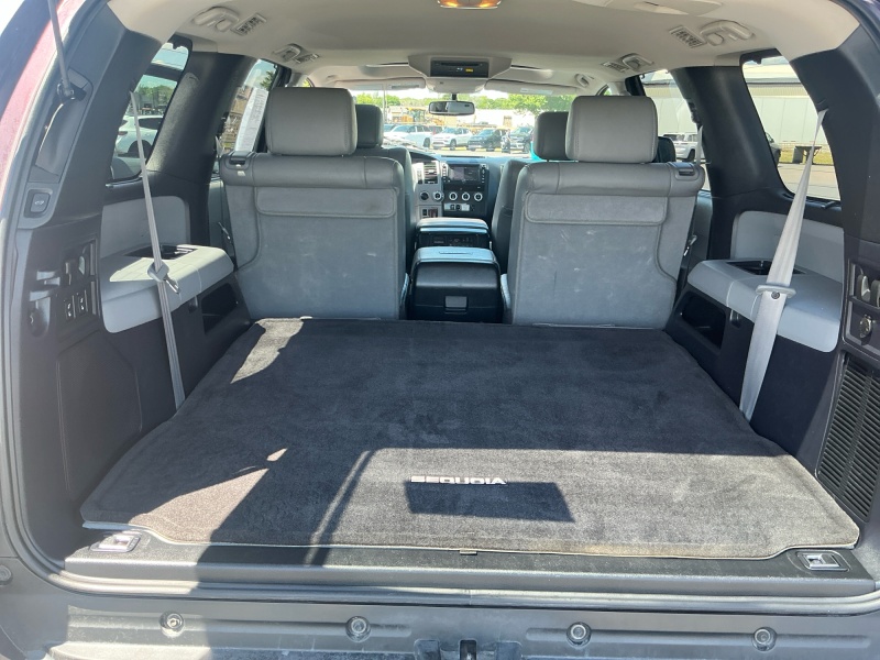 2013 Toyota Sequoia