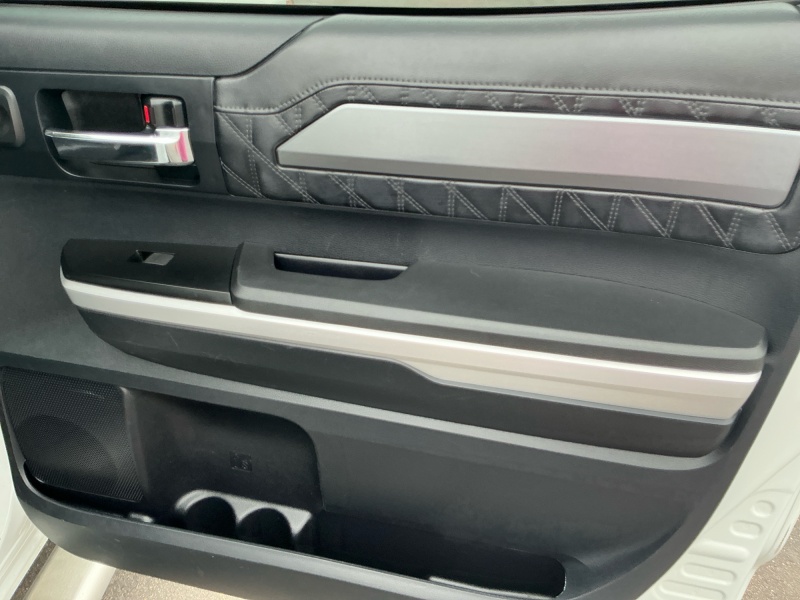 2014 Toyota Tundra 4WD Truck