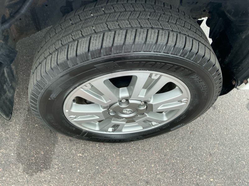 2014 Toyota Tundra 4WD Truck