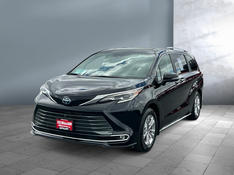 2024 Toyota Sienna Platinum 7-Passenger Hybrid AWD's photo