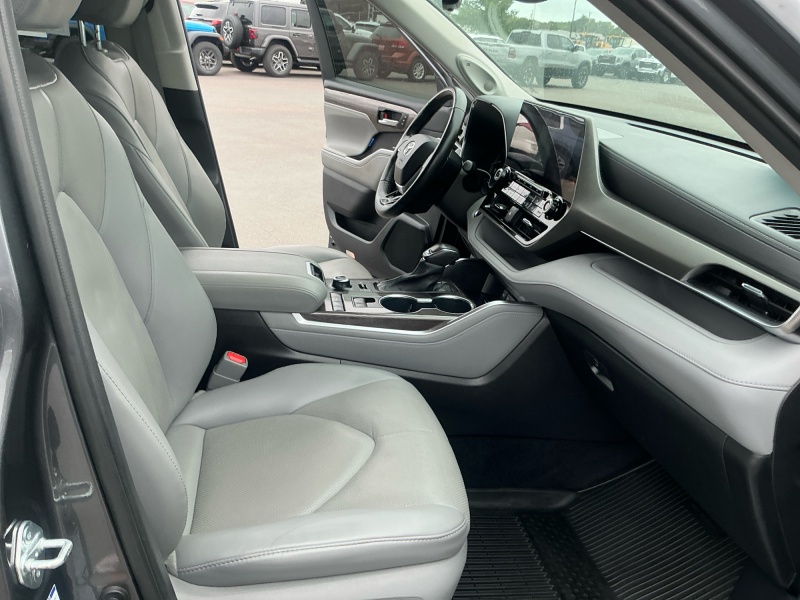 2021 Toyota Highlander