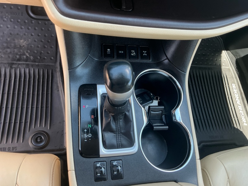 2016 Toyota Highlander