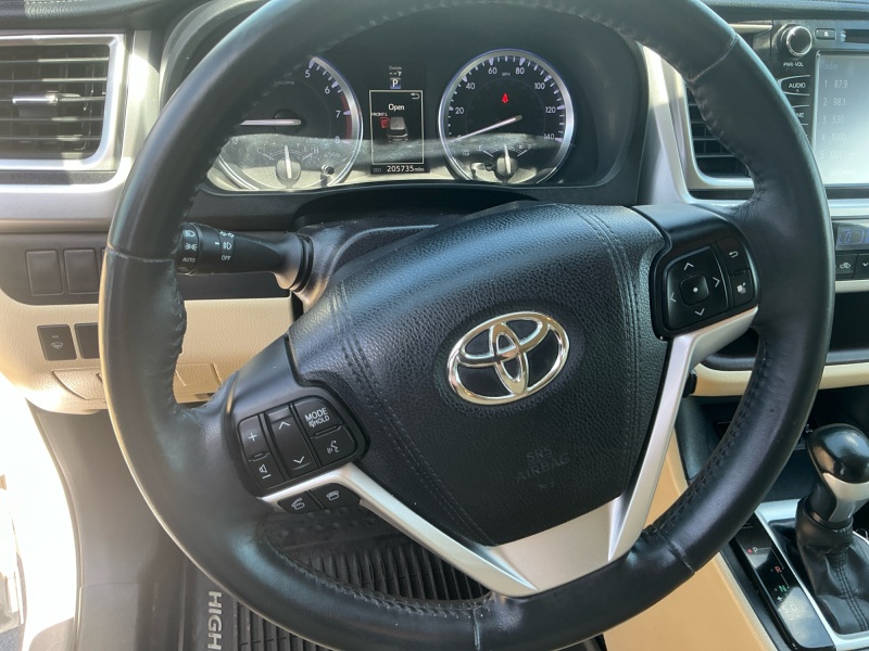 2016 Toyota Highlander