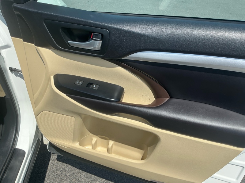 2016 Toyota Highlander