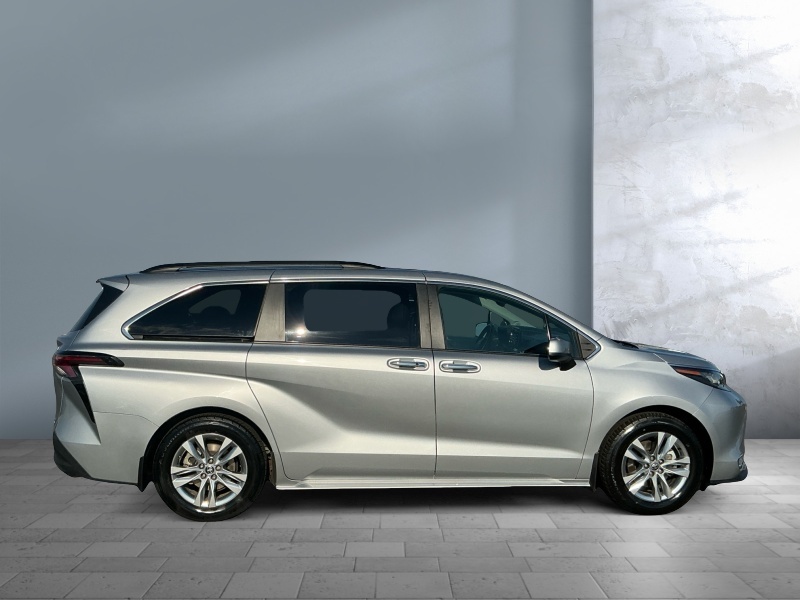 2023 Toyota Sienna