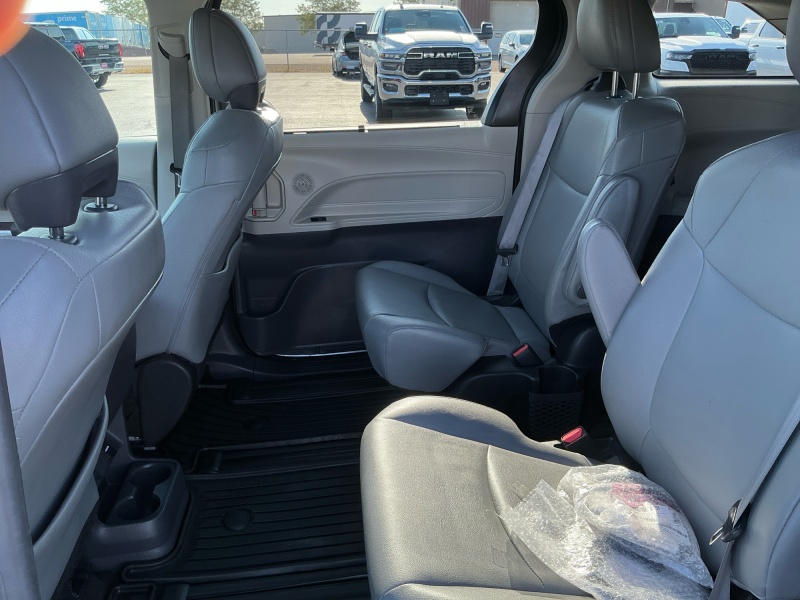 2023 Toyota Sienna